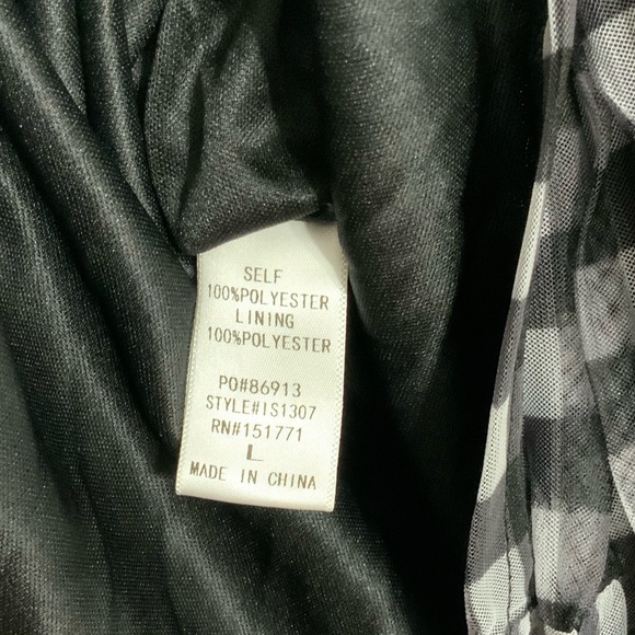 NWOT Le lis Collection Mini Skirt Size Large - Picture 4 of 4